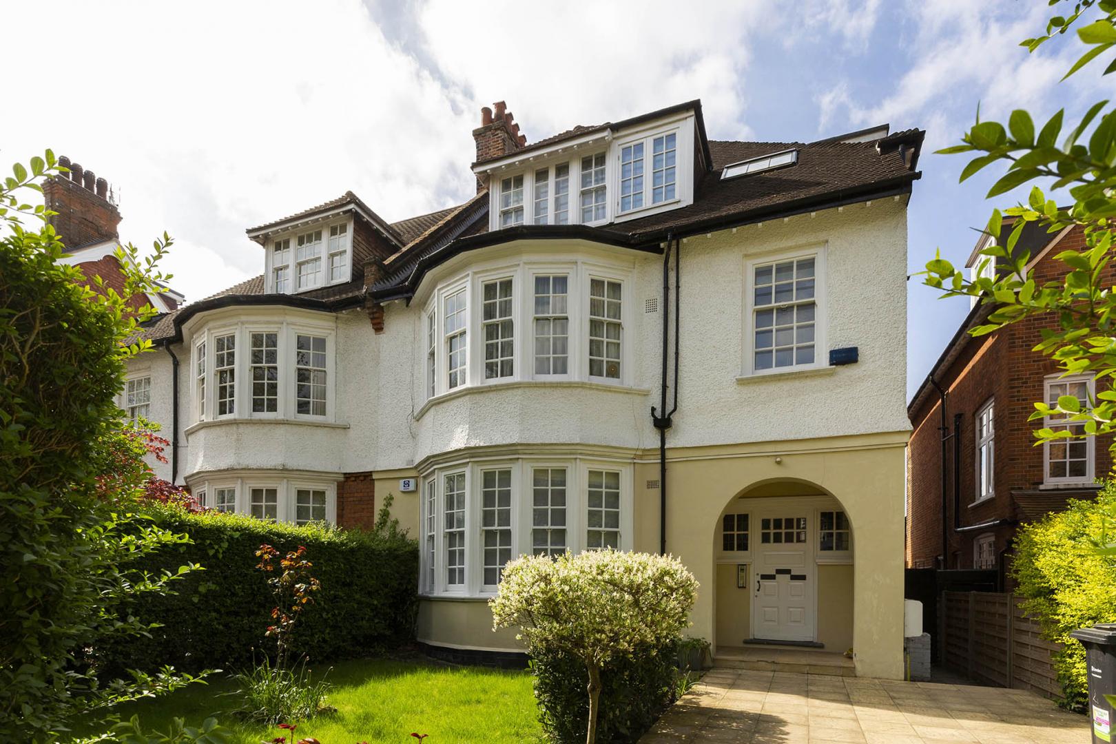 Modern and Central Apartment Ferncroft Ave, Hampstead